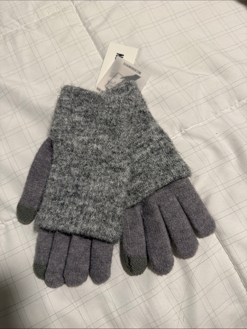 Steve Madden Heathered Grey Touchscreen Knit Gloves for Women